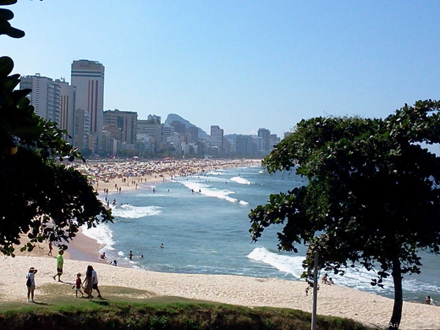 Rio de Janeiro Beaches &copy Ari Oliveira / Brazil Beaches