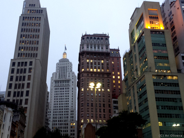 São Paulo, Brasil (c) Ari Oliveira