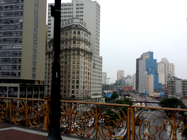 São Paulo, Brasil (c) Ari Oliveira
