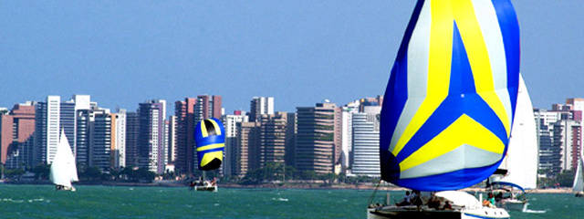 Fortaleza, la Ciudad del Sol, en Playas de Brasil © / Embratur